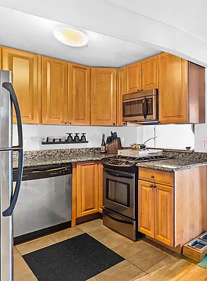 Rented by Compass | media 24