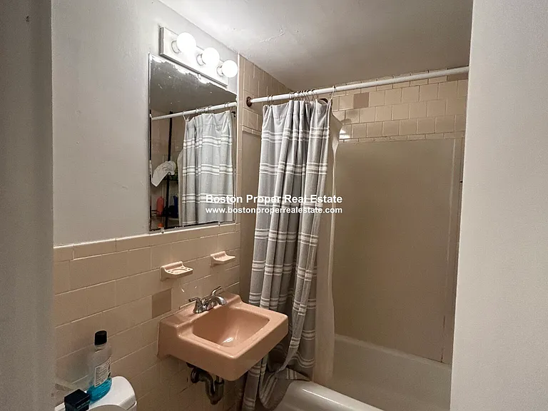 108 Myrtle St #7 — Photo 7