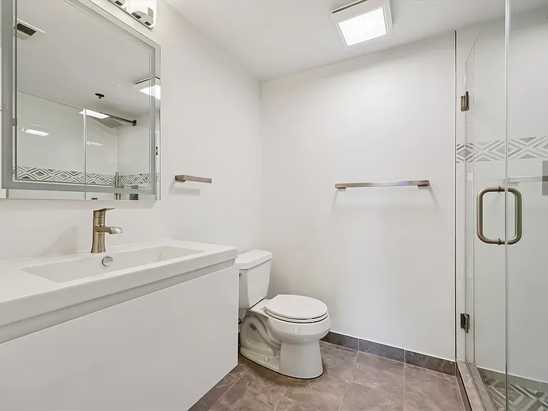 5809 Nicholson Ln #514 — Photo 19