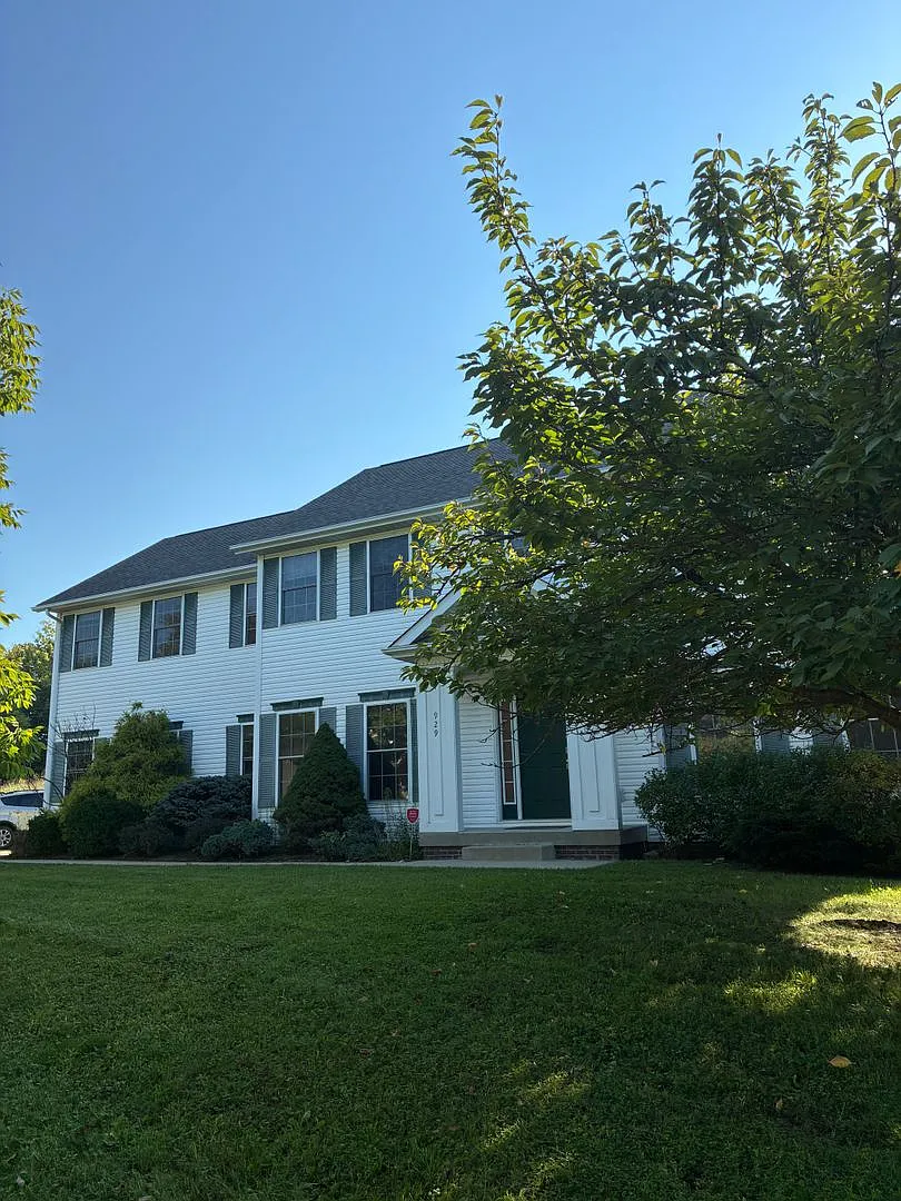 Must See! Bright, Spacious Home With Tons Of Charm — Photo 2