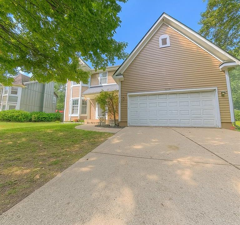 1st image of 15118 Outlook St
