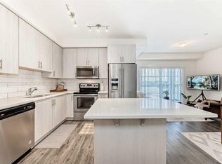 215 E Legacy Blvd SE #4301, Calgary, AB T2X 3Z5