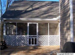10008 Shades Rd SE, Huntsville, AL 35803