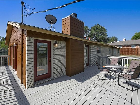 4th image of 5821 Jane Anne St