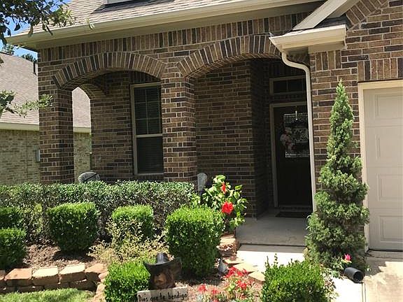 2nd image of 6927 Hunters Creek Ln