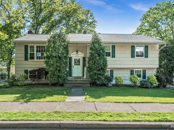 516 Jackson Ave, Township Of Washington, NJ 07676