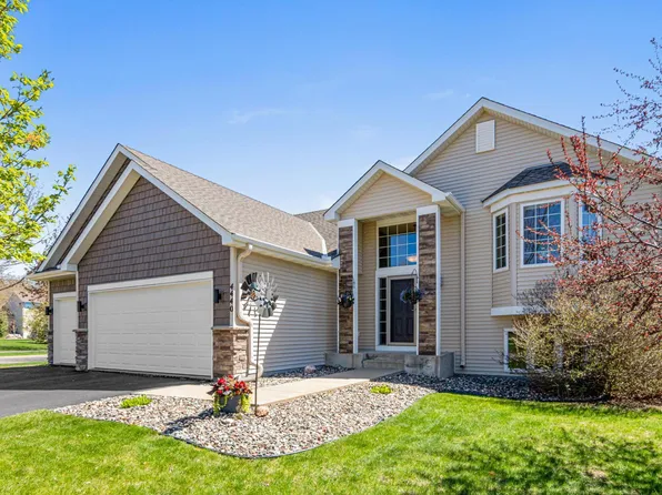 4440 Covey Ln, Saint Bonifacius, MN 55375