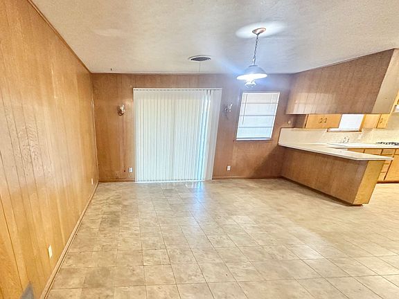 5th image of 2006 S 53rd St
