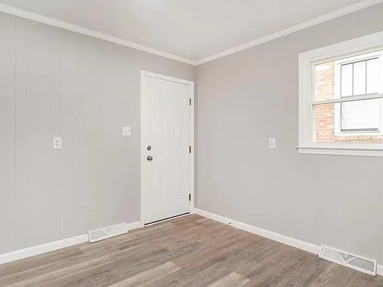 708 Bluford St — Photo 5