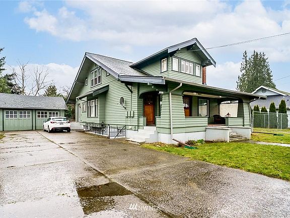 2nd image of 1919 4th Ave E
