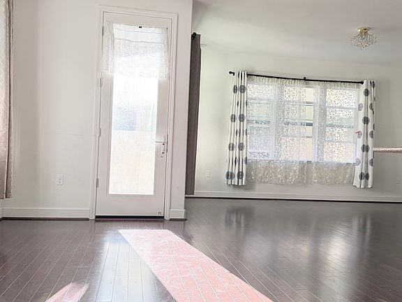 5th image of 3328 Araldi Ln