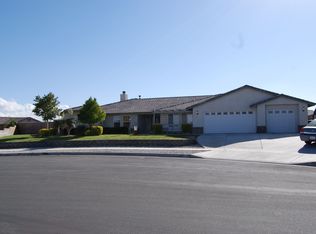 12218 Inca Rd, Apple Valley, CA 92308