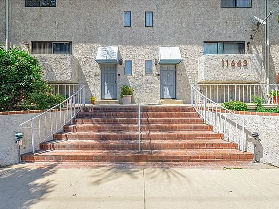 4th image of 11643 Chandler Blvd APT 109