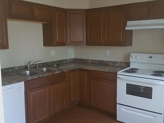 2nd image of 1630 Parker Ave APT D