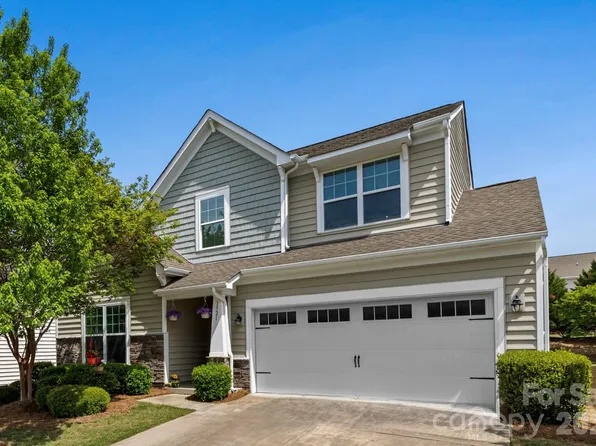 1521 Deer Meadows Dr, Waxhaw, NC 28173