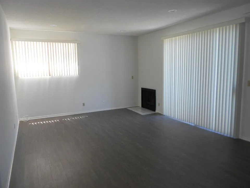 1400 Camden Ave #301