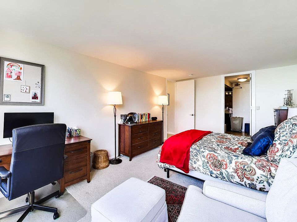 1st image of 505 N Lake Shore Dr APT 2412
