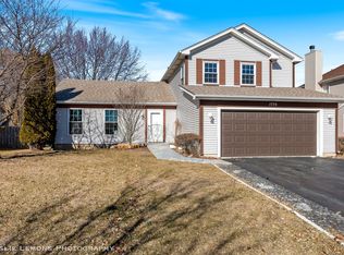 1530 Clear Dr, Bolingbrook, IL 60490