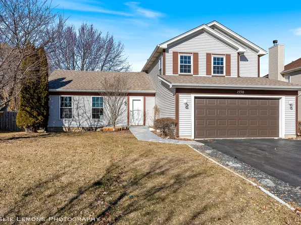 1530 Clear Dr, Bolingbrook, IL 60490