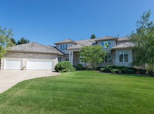 43 Oak Bluff Ct, Naperville, IL 60565