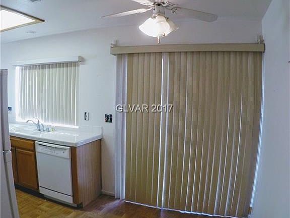 4th image of 4616 Fireside Ln #0