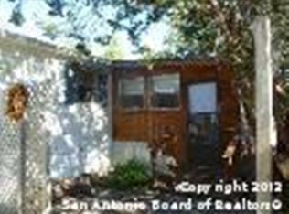 625 Northeast Dr, Bandera, TX 78003