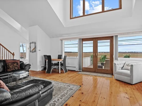 50 Old Point Rd, Newbury, MA 01951