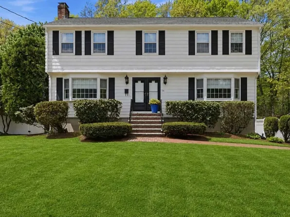14 Lomas Dr, Framingham, MA 01701