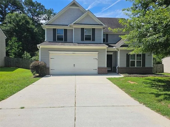 4205 Stilwell Dr, Rex, GA 30273