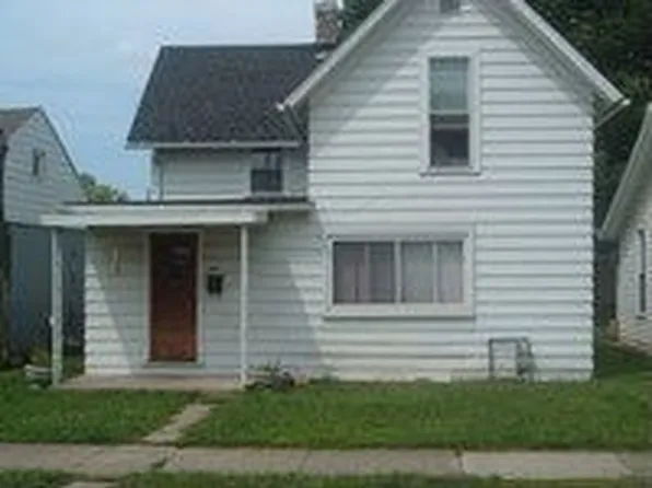 124 Town St, Circleville, OH 43113