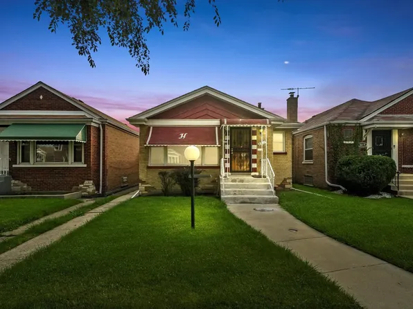 8817 S Merrill Ave, Chicago, IL 60617