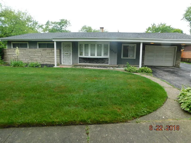 1410 Stanley Blvd photo 1