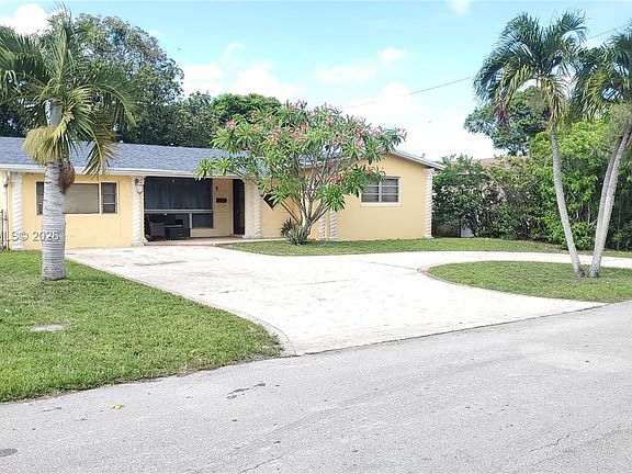2nd image of 7607 Dilido Blvd