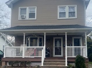 88 Buena Vista Ave, Hawthorne, NJ