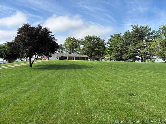 2nd image of 747 E Lewellen Road