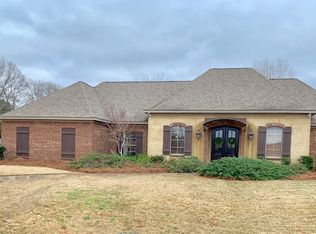 721 Brookwood Cir, Brandon, MS 39042