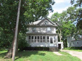 721 Locust St, La Porte City, IA 50651