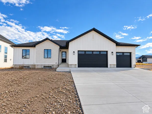 1534 N 200 E #17, Nephi, UT 84648