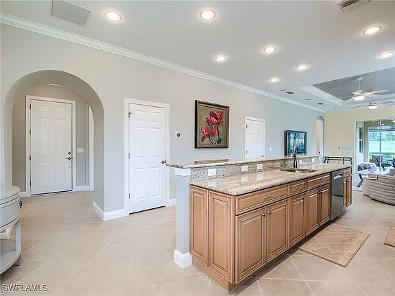4th image of 10402 Materita Dr
