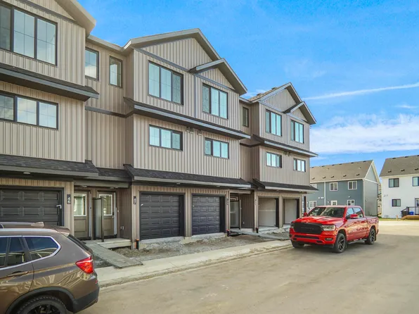 1009 Cy Becker Rd NW #44, Edmonton, AB T5Y 4A3
