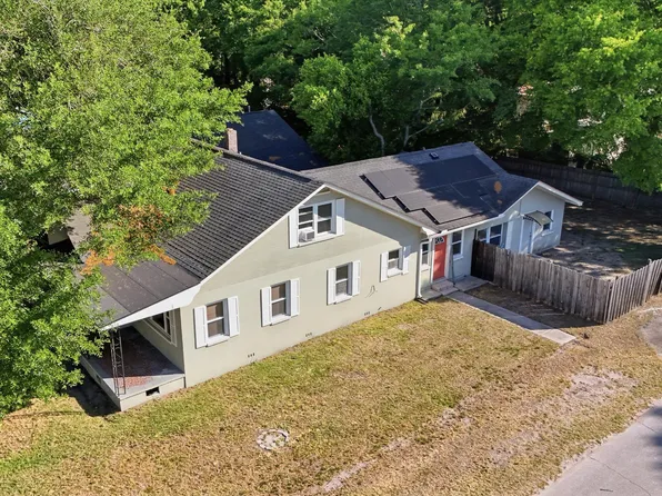 3902 Walnut St, North Charleston, SC 29405