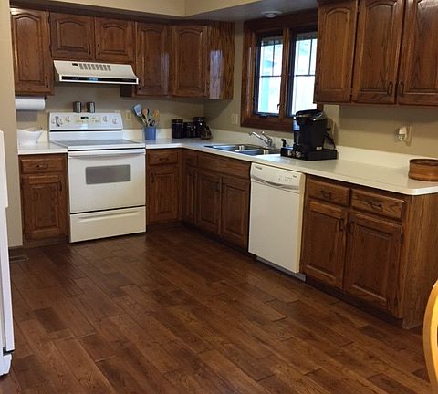 3rd image of 2225 SE Stinson Dr