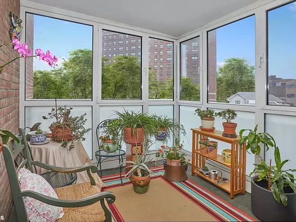 4th image of 3725 Henry Hudson Pkwy W #3ED