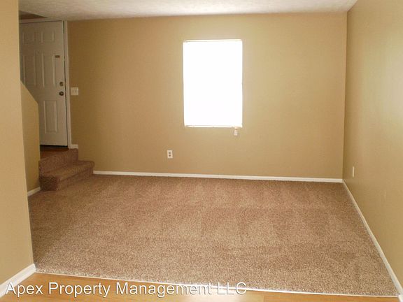 2nd image of 2518 McMillan St