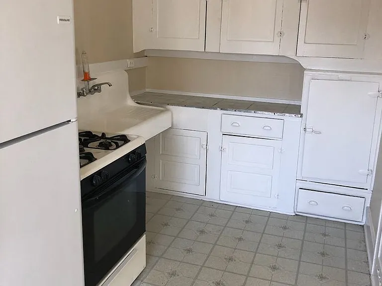 149 Devonshire Ct — Photo 10