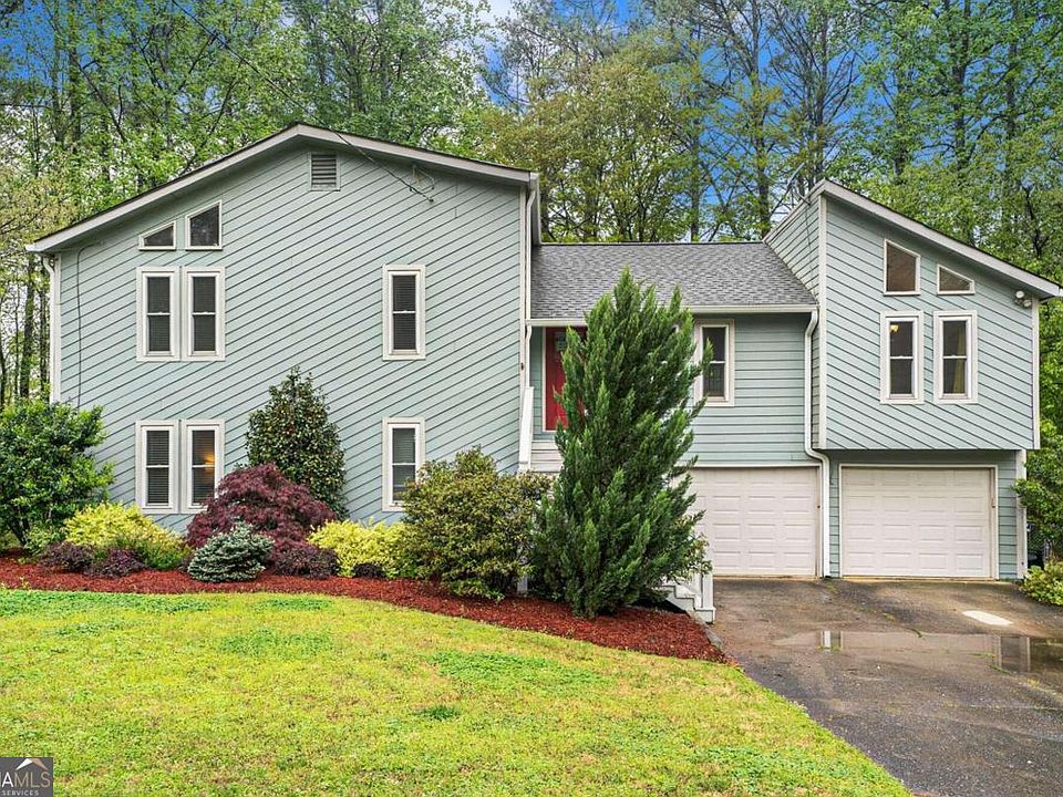 1st image of 417 Creekside Ln