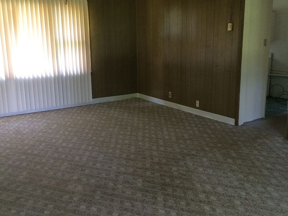 1st image of 3113 S Hoyt Ave