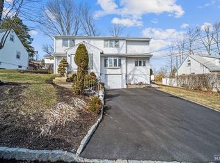 27 Lorelei Rd, West Orange, NJ 07052