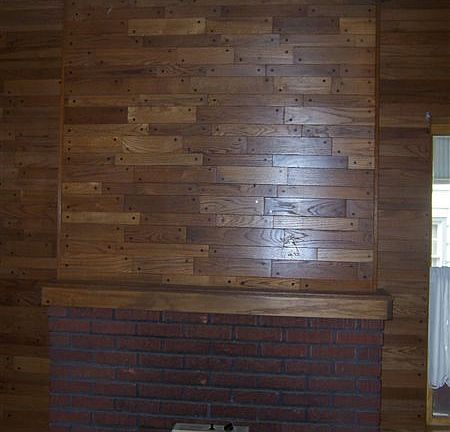 Fireplace w/ ventless heater