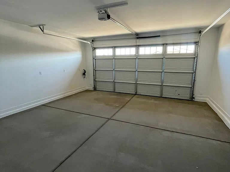 9224 W Montecito Ave — Photo 17